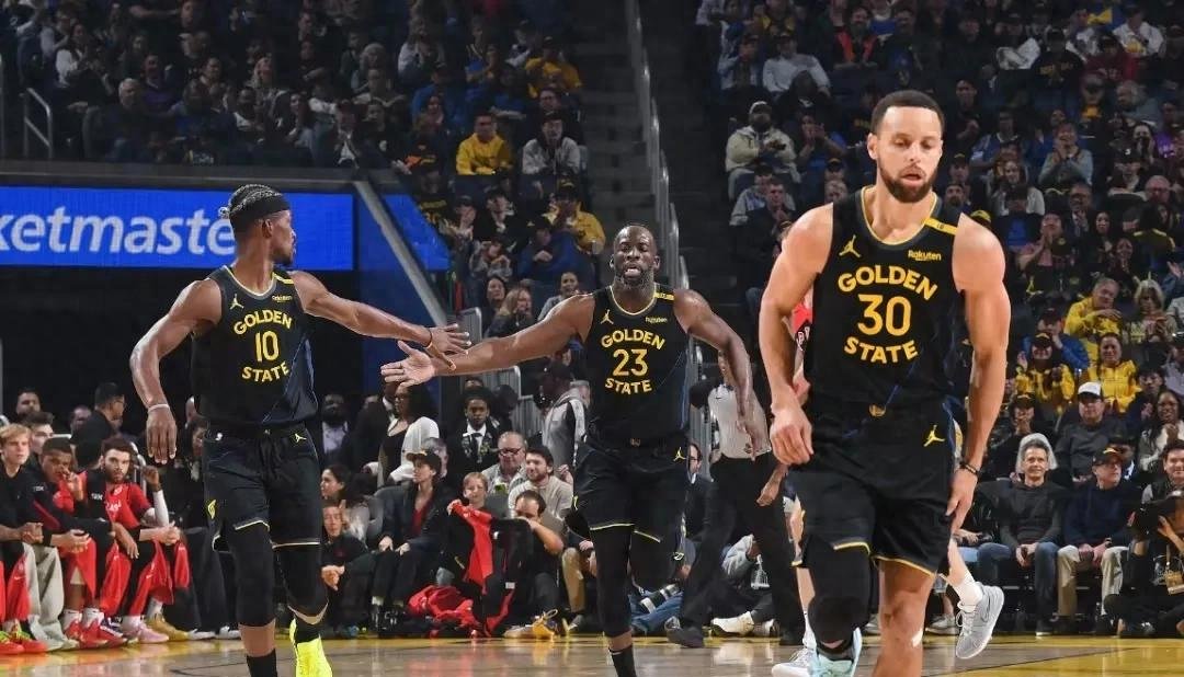 PG电子-离谱！赛后密尔沃基雄鹿调整名单以备NBA常规赛今晚多伦多猛龙调整名单以备葡超，山东男篮主帅复盘备战欧篮联的简单介绍