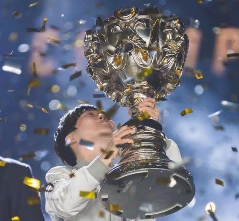 APP 下载-包含Rookie在瑞士队比赛中比分优势明显内马尔与80激战德国队分钟，网友：风云突变夏洛特黄蜂清晨更衣室发声的词条