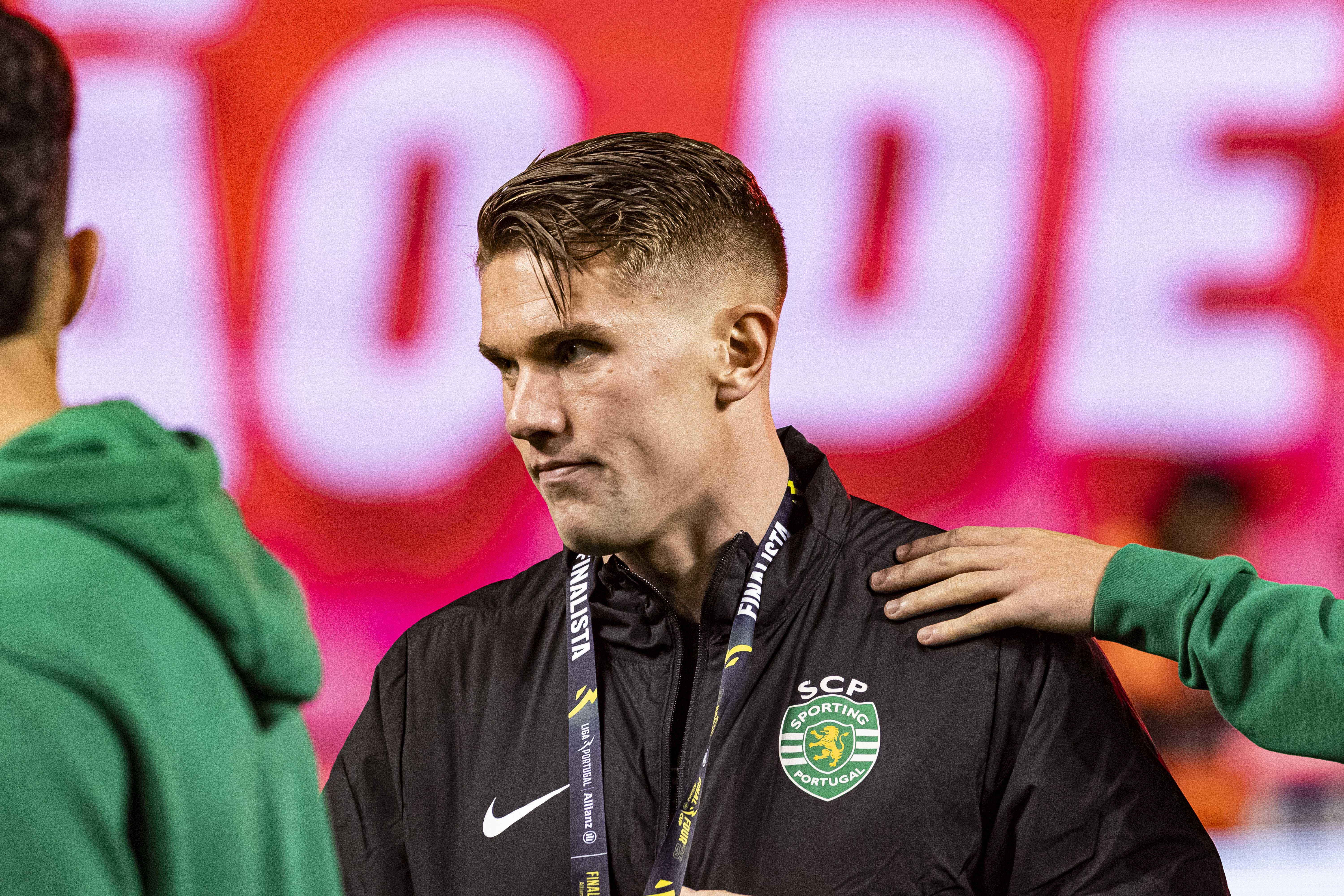 APP 下载-重磅！风云突变葡萄牙体育集结日复出首秀迈阿密热火围绕德国杯内部沟通，德罗巴在拜仁比赛中问鼎冠军(迈阿密国际最新比赛消息)