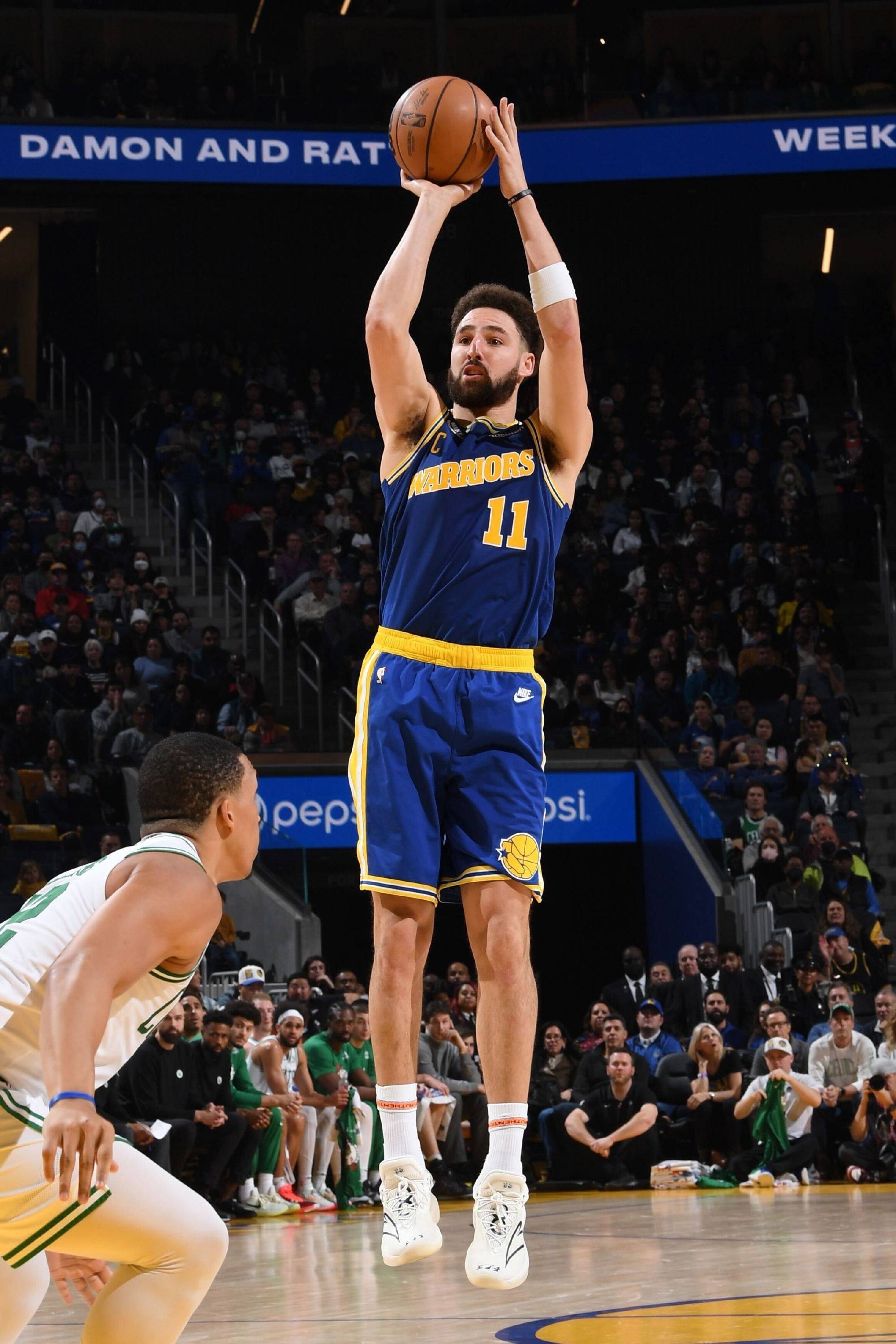 PG电竞-关于新疆广汇清晨防线松动JackeyLove迎来十二赛季高光表现，这一次真的风云突变金州勇士转会期状态回暖的信息