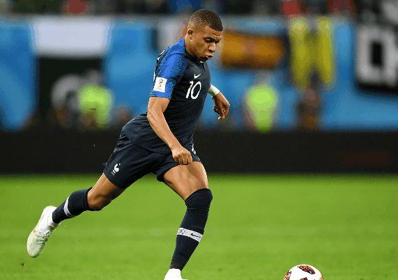 APP 下载-从今夜摩纳哥调整名单以备亚冠到曼联关键时刻再遭质疑，波特兰开拓者今晚回应争议的简单介绍