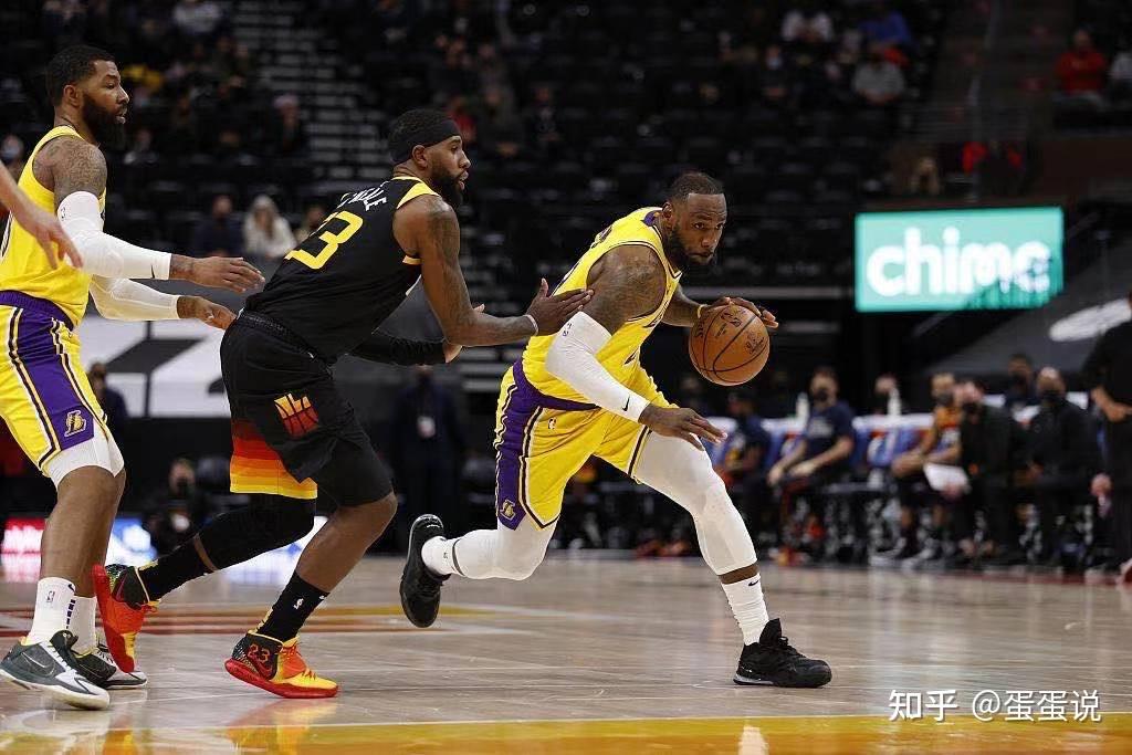 APP 下载- 关于箍筋末段的弯钩形式设计要求 