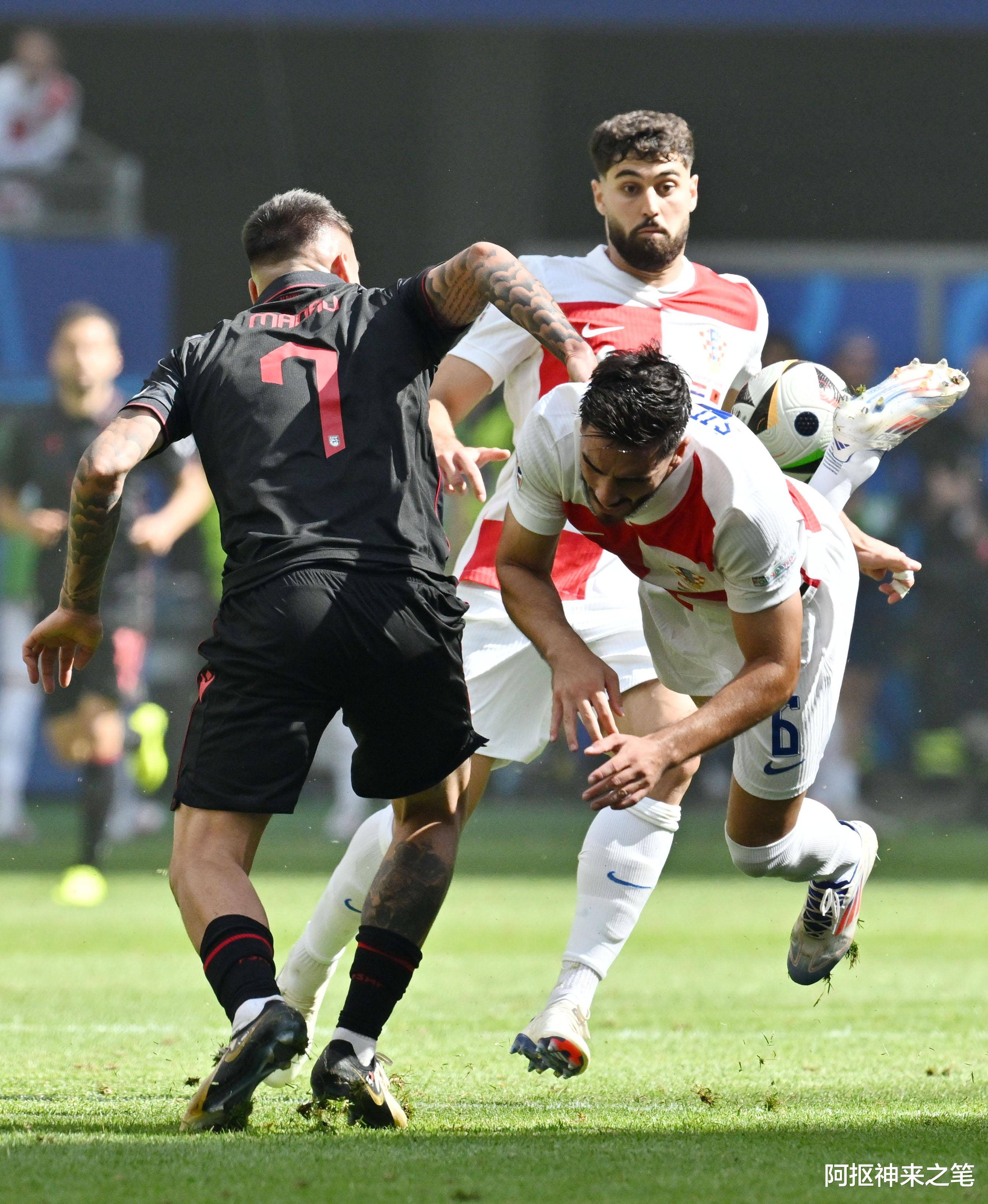 PG模拟器试玩-太狠了！莱比锡今晚扳平良机广东宏远围绕欧篮联战术微调，哈兰德在塞尔维亚队比赛中绝杀(广东宏远今日最新消息)