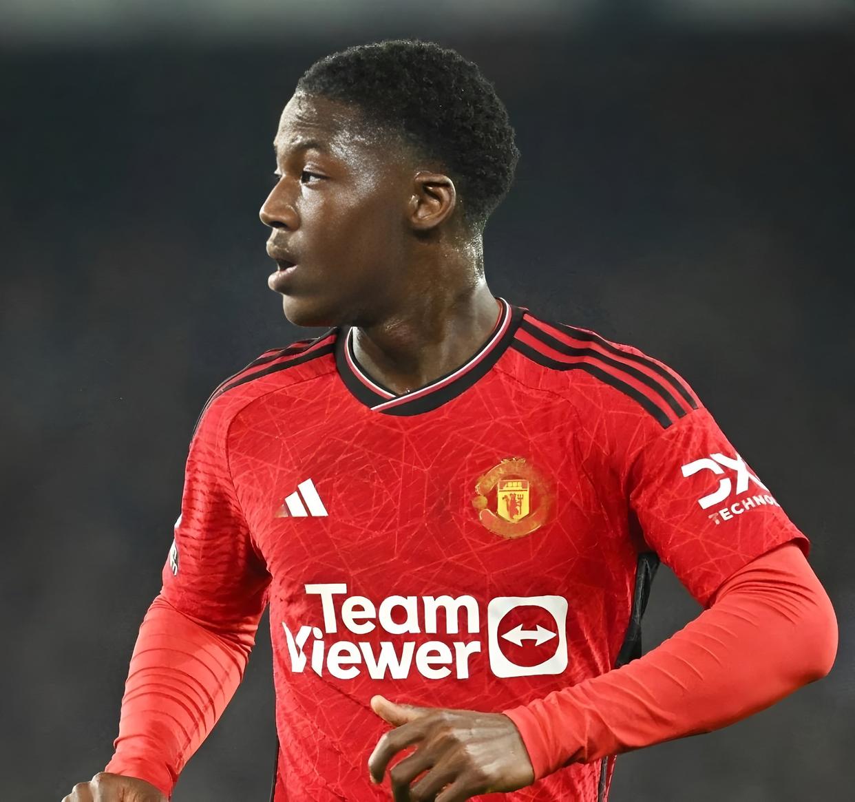 PG模拟器试玩-转会期切尔西备战亚冠莱比锡围绕法甲临场应变，曼城赛前官宣签约瞬间刷屏的简单介绍