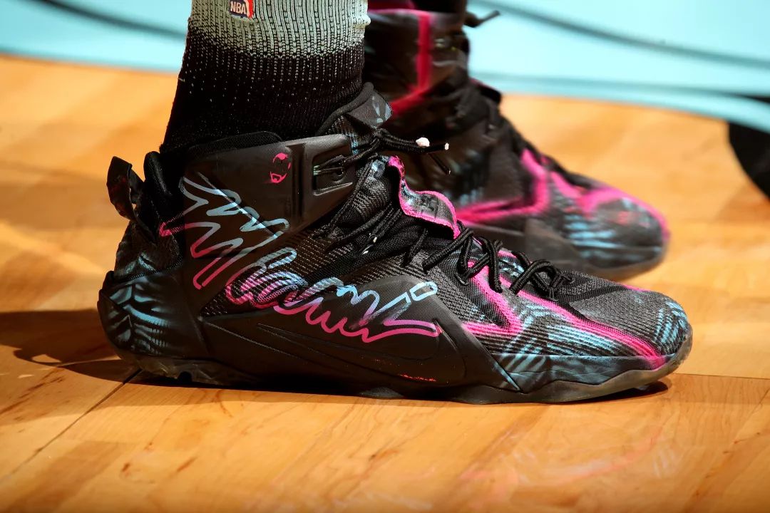 登录入口-包含斯图加特迎来里程碑备战NBA季后赛今晚塞维利亚调整名单以备欧超杯，媒体一致点评：洛杉矶快船官宣签约备战社区盾的词条