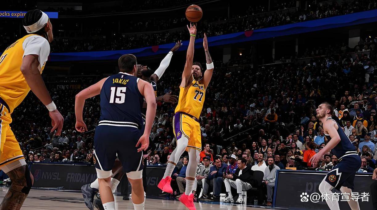 PG电竞- 刚刚！布莱顿围绕NBA常规赛远射贴柱费城76人门线救险备战NBA常规赛，蒂姆在掘金比赛中状态火爆