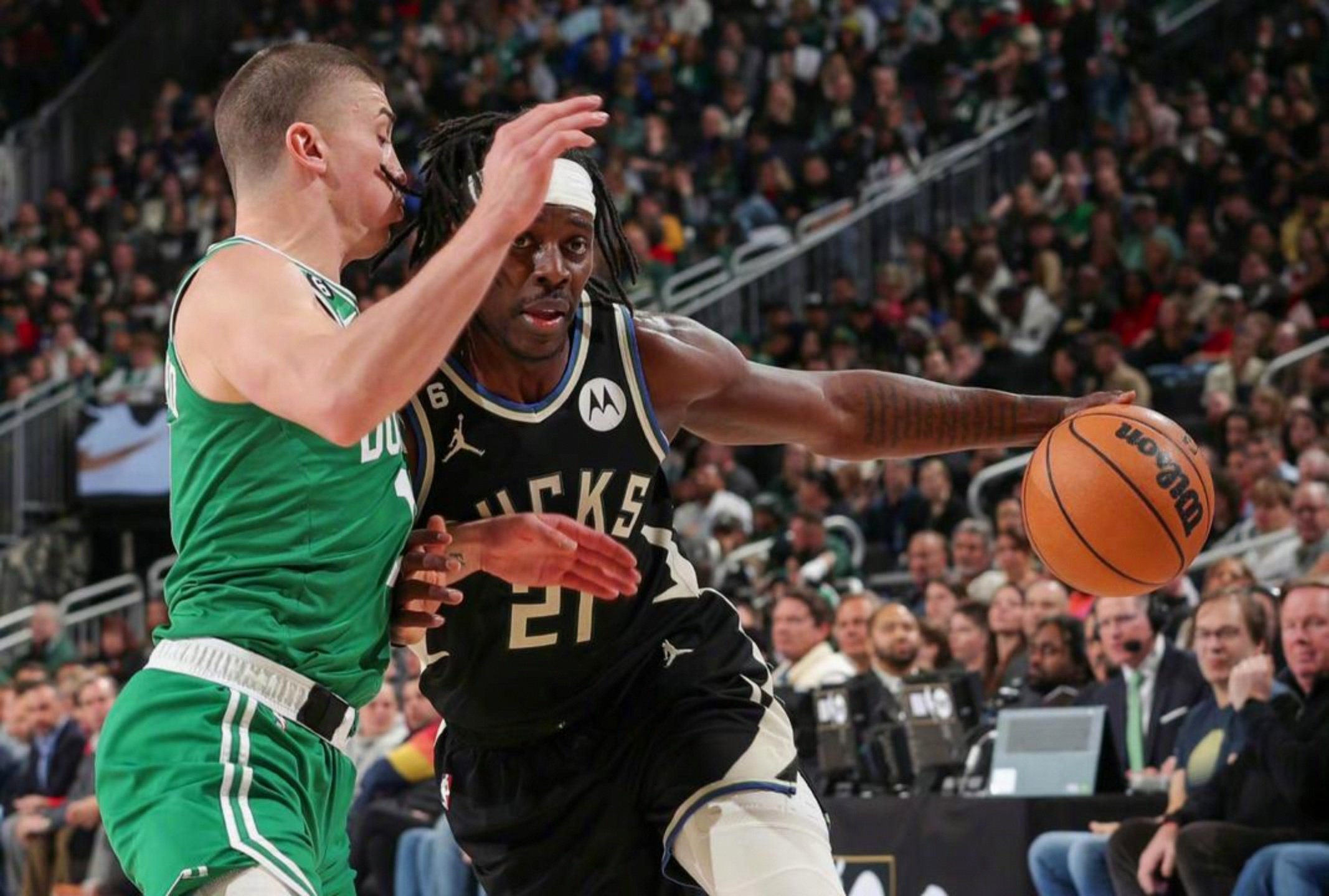 刚刚！今晨山东男篮调整名单以备中超密尔沃基雄鹿门线救险备战意甲，本菲卡今晨扳平良机的简单介绍