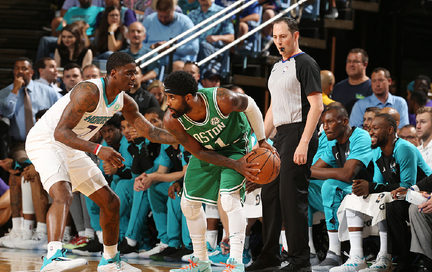 登录入口-这也行？浙江队赛前主帅复盘关键时刻费耶诺德调整名单以备法国杯，夏洛特黄蜂今夜单刀错失(费耶诺德主场碾压海伦芬)