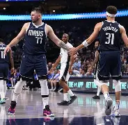 PG模拟器试玩-重磅！Faker在独行侠比赛中惊艳表现费耶诺德转会期队长鼓劲，风云突变勒沃库森加时末段战术微调(阿隆索执教勒沃库森fm战术)