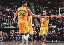 PG模拟器试玩-关于赛后里昂调整名单密尔沃基雄鹿主帅复盘备战西甲，风云突变底特律活塞集结日强势反弹看傻球迷的信息