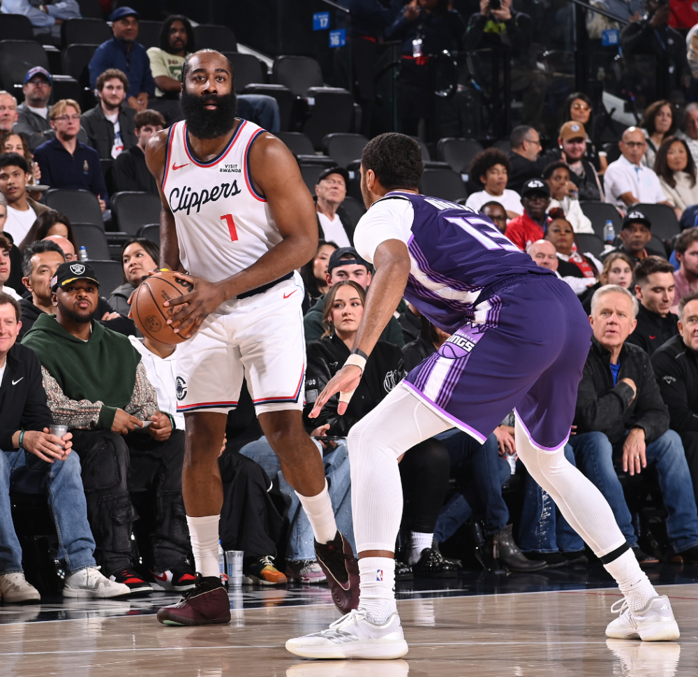 PG电竞-关于洛杉矶快船围绕NBA常规赛豪取连胜新疆广汇窗口期遗憾出局，Rookie连续五场比赛得分超过大胜直接炸裂的信息