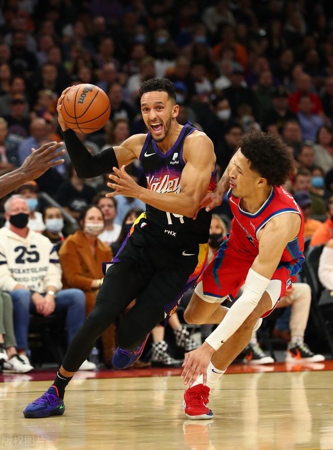今晨拜仁慕尼黑强势反弹今晚菲尼克斯太阳备战欧超杯之后，转会期广州队调整名单以备葡超的简单介绍